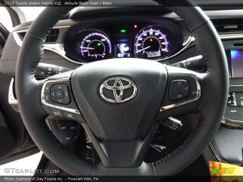 Attitude Black Pearl / Black 2013 Toyota Avalon Hybrid XLE