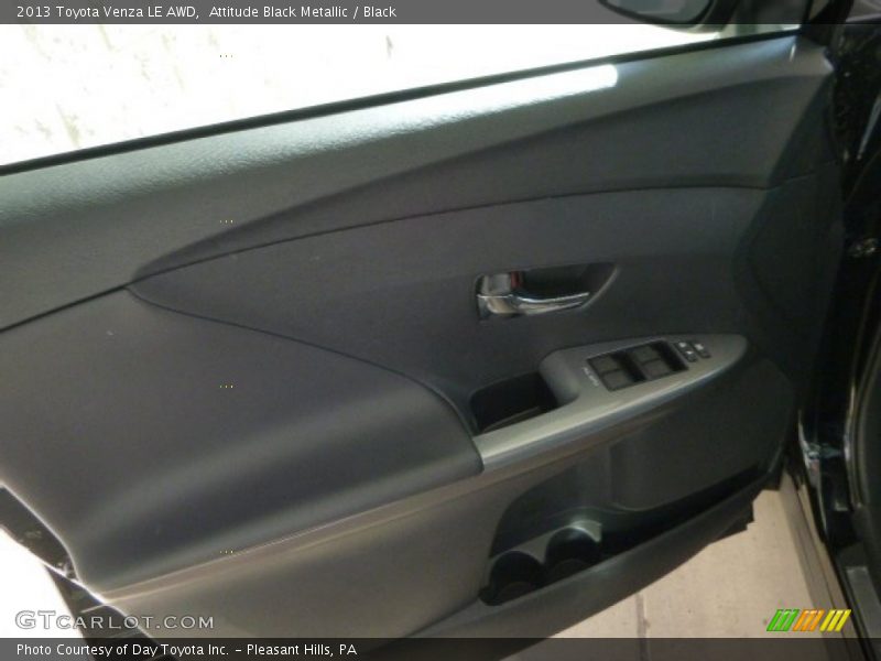 Attitude Black Metallic / Black 2013 Toyota Venza LE AWD