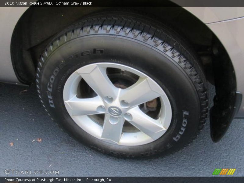 Gotham Gray / Black 2010 Nissan Rogue S AWD