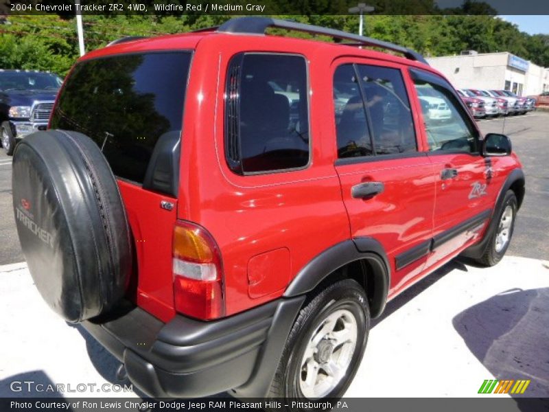 Wildfire Red / Medium Gray 2004 Chevrolet Tracker ZR2 4WD