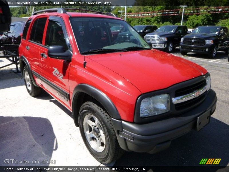 Wildfire Red / Medium Gray 2004 Chevrolet Tracker ZR2 4WD
