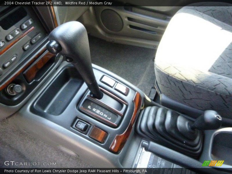 Wildfire Red / Medium Gray 2004 Chevrolet Tracker ZR2 4WD