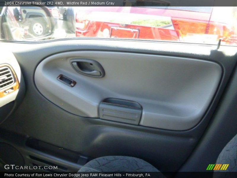 Wildfire Red / Medium Gray 2004 Chevrolet Tracker ZR2 4WD