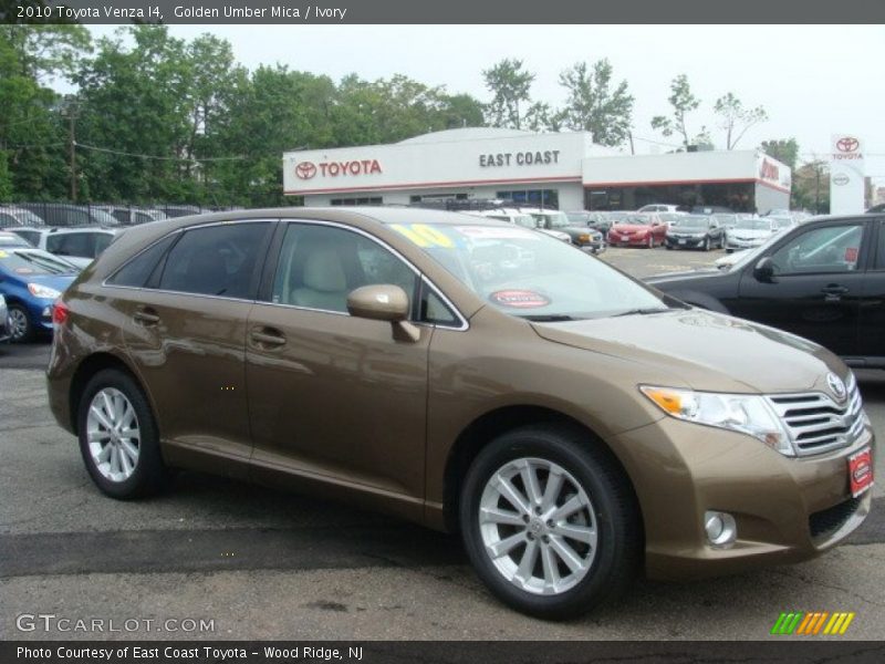 Golden Umber Mica / Ivory 2010 Toyota Venza I4