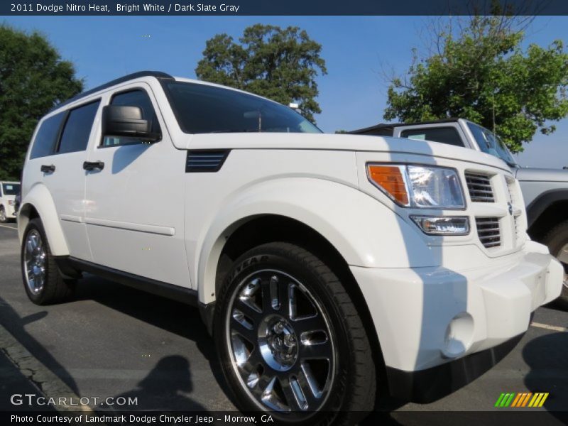 Bright White / Dark Slate Gray 2011 Dodge Nitro Heat
