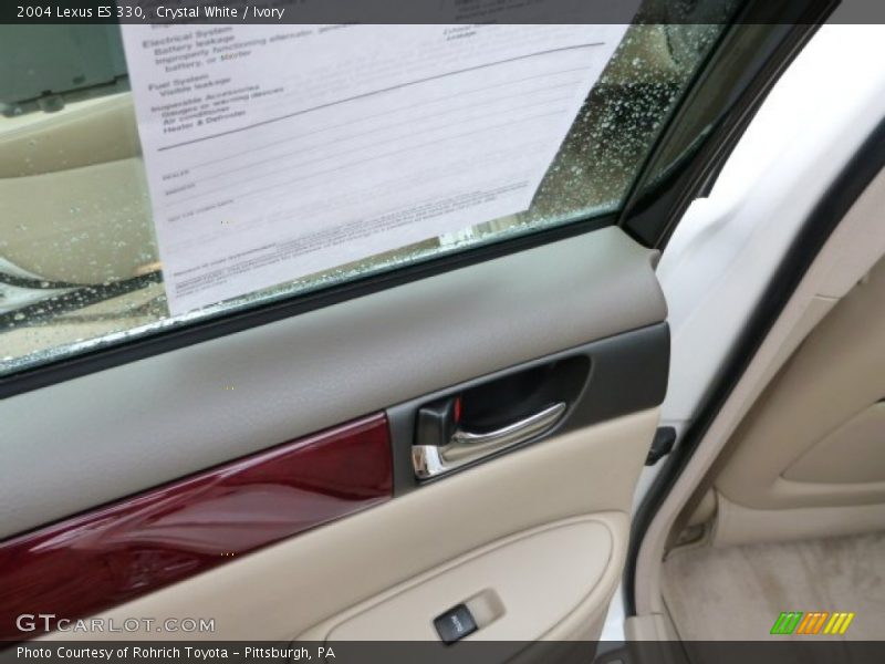 Crystal White / Ivory 2004 Lexus ES 330