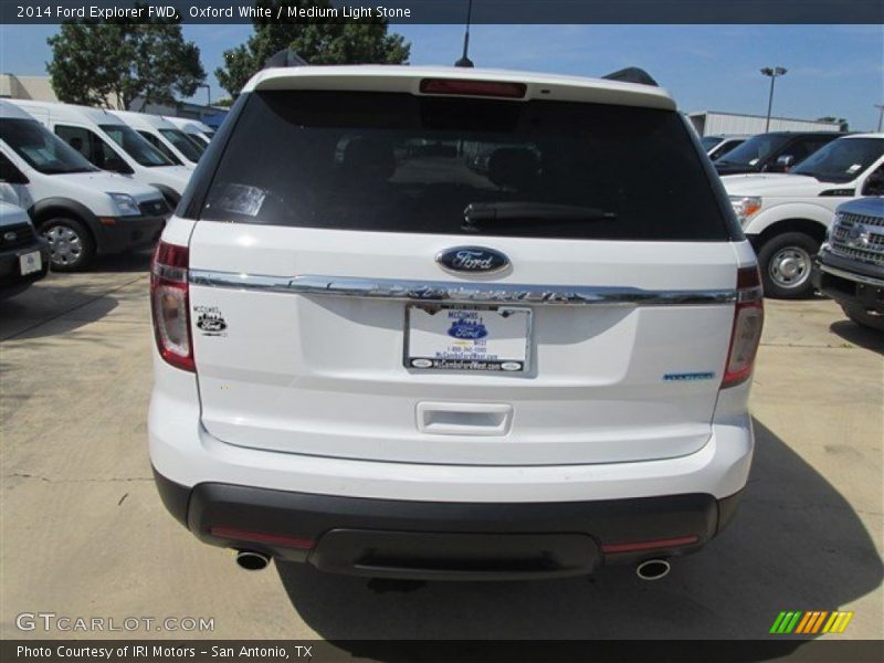 Oxford White / Medium Light Stone 2014 Ford Explorer FWD