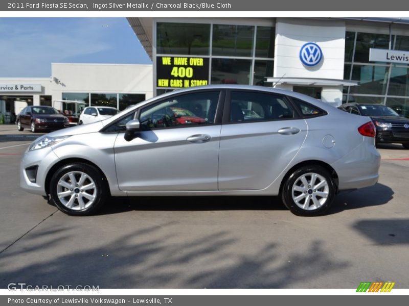 Ingot Silver Metallic / Charcoal Black/Blue Cloth 2011 Ford Fiesta SE Sedan