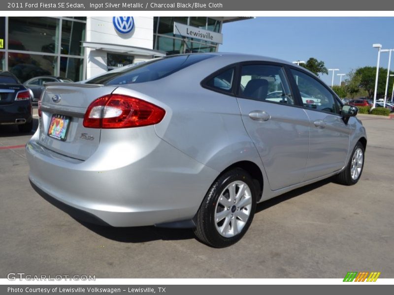 Ingot Silver Metallic / Charcoal Black/Blue Cloth 2011 Ford Fiesta SE Sedan