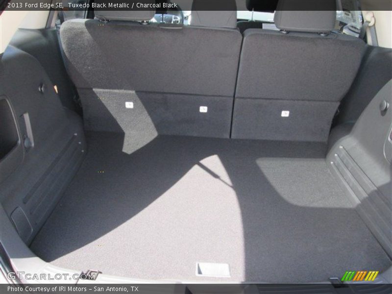 Tuxedo Black Metallic / Charcoal Black 2013 Ford Edge SE