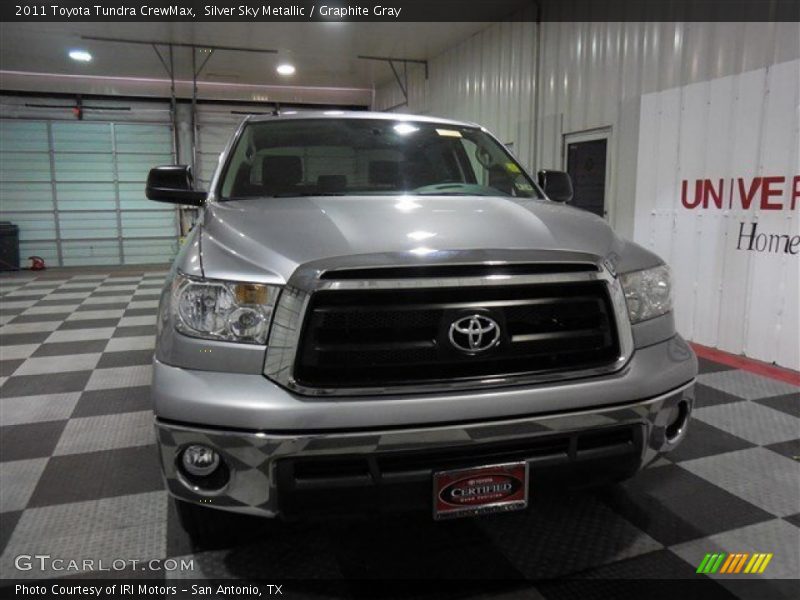 Silver Sky Metallic / Graphite Gray 2011 Toyota Tundra CrewMax