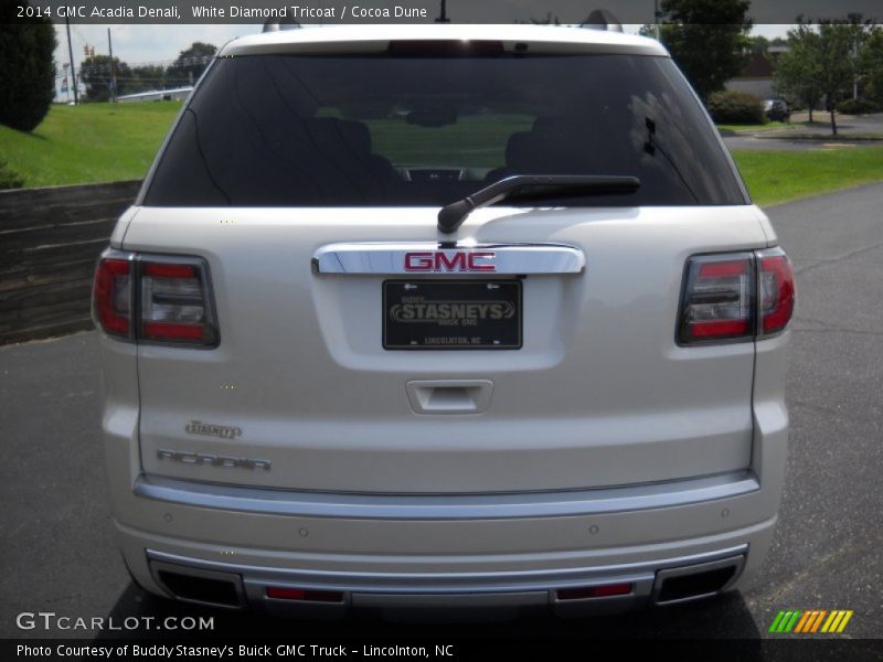 White Diamond Tricoat / Cocoa Dune 2014 GMC Acadia Denali