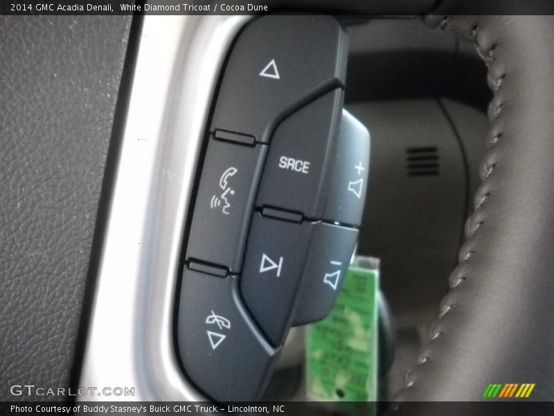 White Diamond Tricoat / Cocoa Dune 2014 GMC Acadia Denali