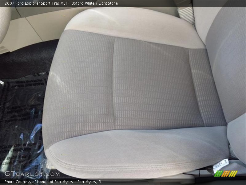 Oxford White / Light Stone 2007 Ford Explorer Sport Trac XLT
