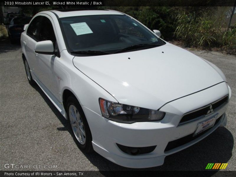 Wicked White Metallic / Black 2010 Mitsubishi Lancer ES