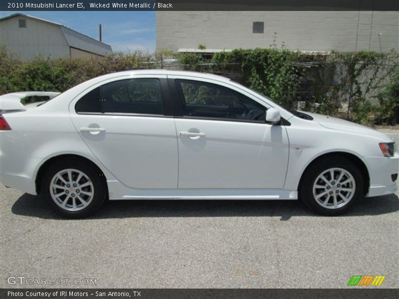 Wicked White Metallic / Black 2010 Mitsubishi Lancer ES