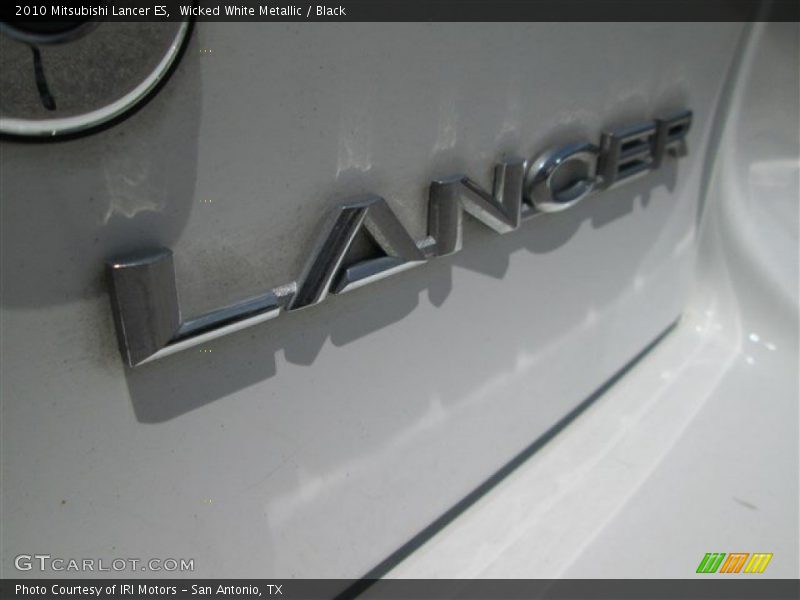 Wicked White Metallic / Black 2010 Mitsubishi Lancer ES