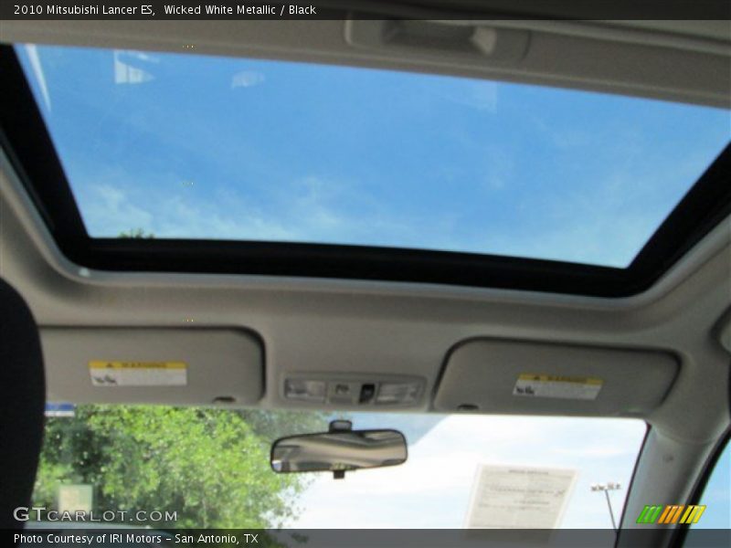 Wicked White Metallic / Black 2010 Mitsubishi Lancer ES