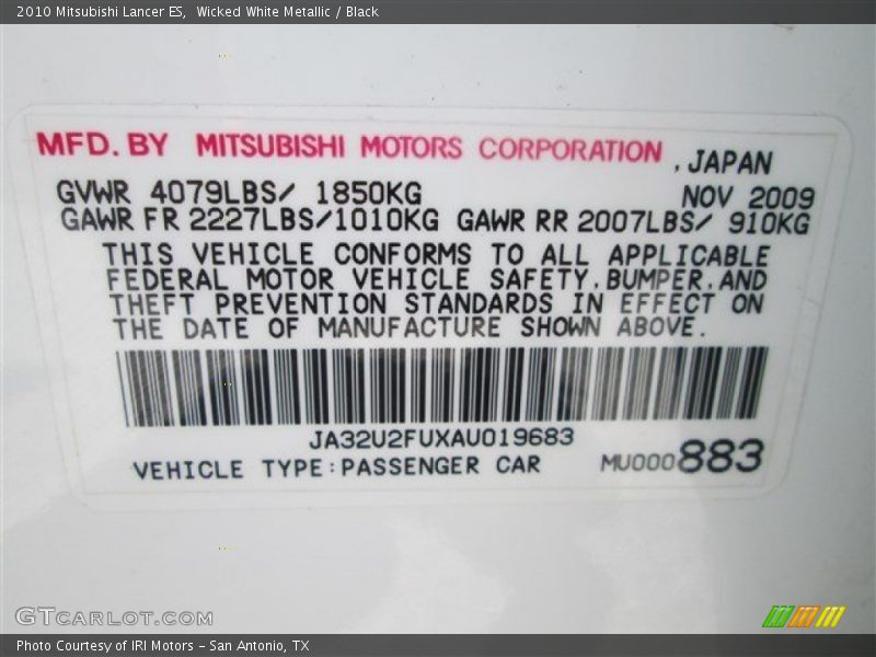 Wicked White Metallic / Black 2010 Mitsubishi Lancer ES