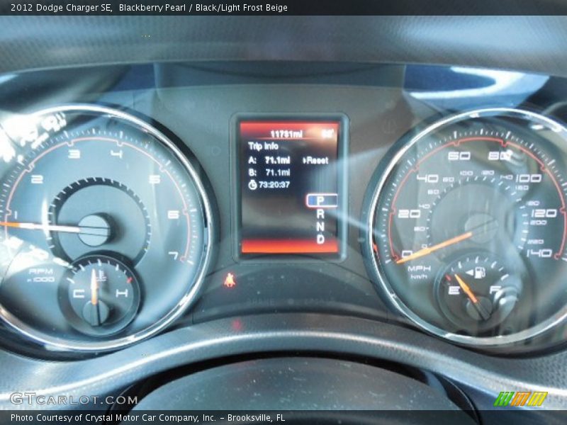 Blackberry Pearl / Black/Light Frost Beige 2012 Dodge Charger SE