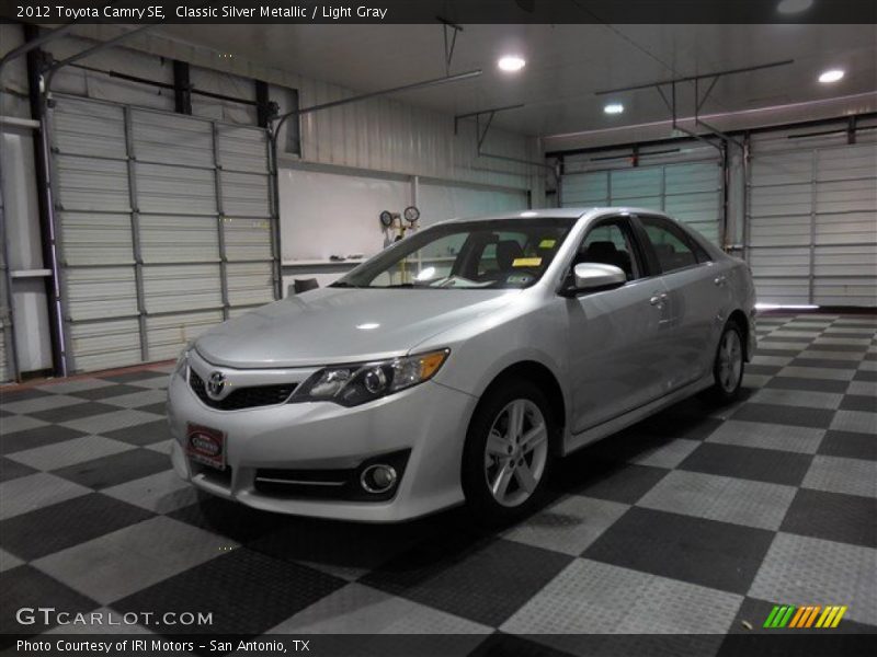 Classic Silver Metallic / Light Gray 2012 Toyota Camry SE