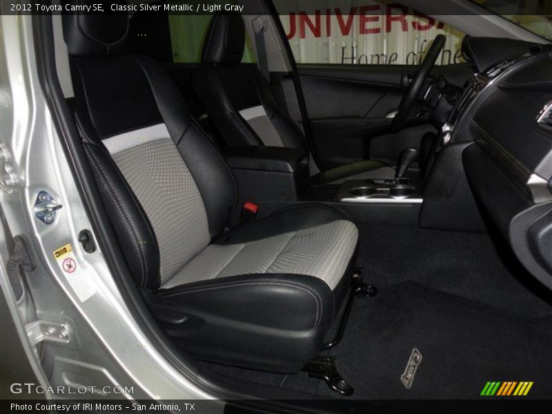 Classic Silver Metallic / Light Gray 2012 Toyota Camry SE