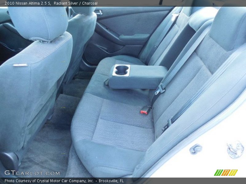 Radiant Silver / Charcoal 2010 Nissan Altima 2.5 S