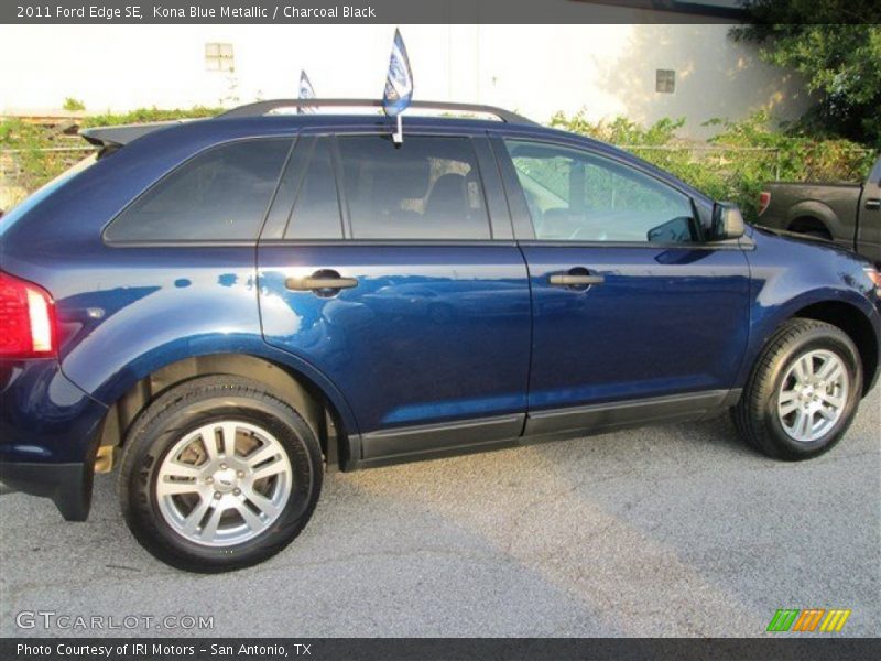 Kona Blue Metallic / Charcoal Black 2011 Ford Edge SE