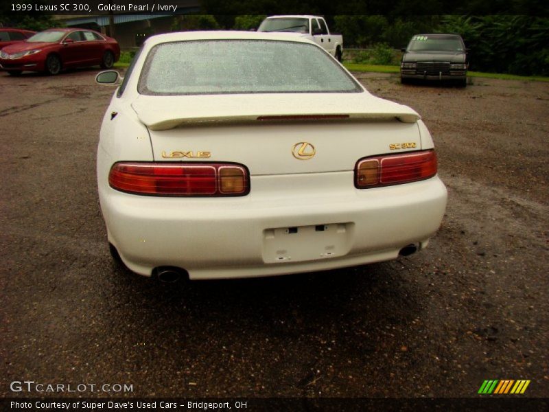 Golden Pearl / Ivory 1999 Lexus SC 300