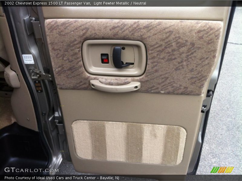 Light Pewter Metallic / Neutral 2002 Chevrolet Express 1500 LT Passenger Van