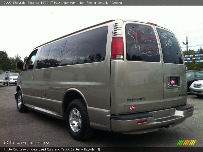 Light Pewter Metallic / Neutral 2002 Chevrolet Express 1500 LT Passenger Van