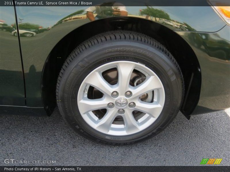 Spruce Green Mica / Bisque 2011 Toyota Camry LE