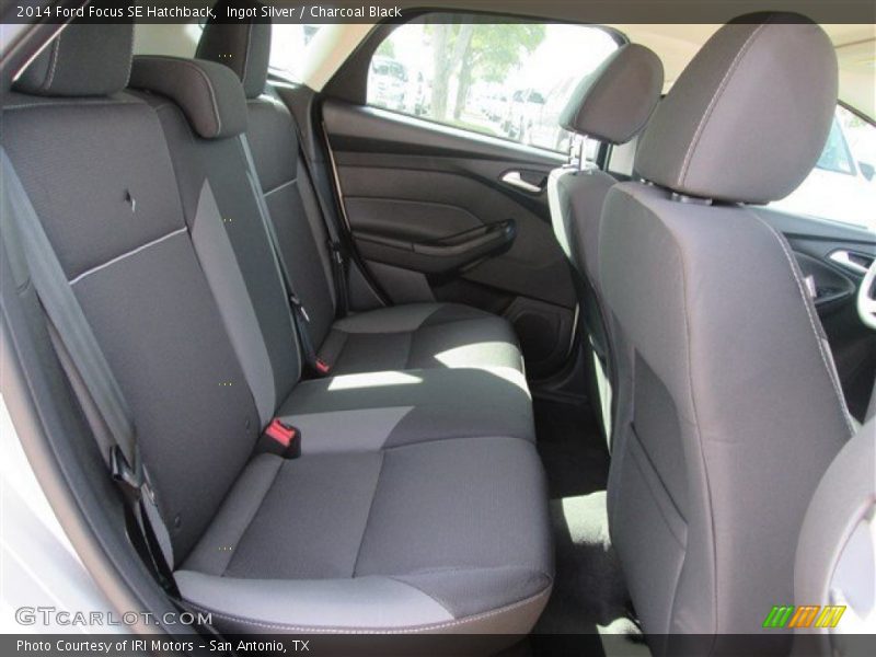 Ingot Silver / Charcoal Black 2014 Ford Focus SE Hatchback