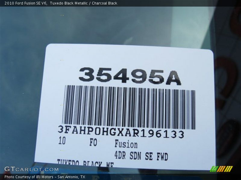 Tuxedo Black Metallic / Charcoal Black 2010 Ford Fusion SE V6