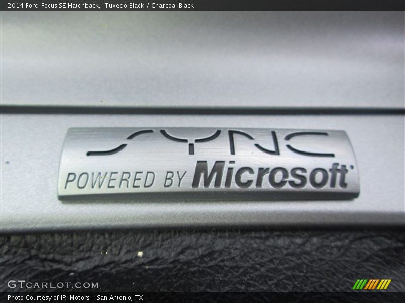 Tuxedo Black / Charcoal Black 2014 Ford Focus SE Hatchback