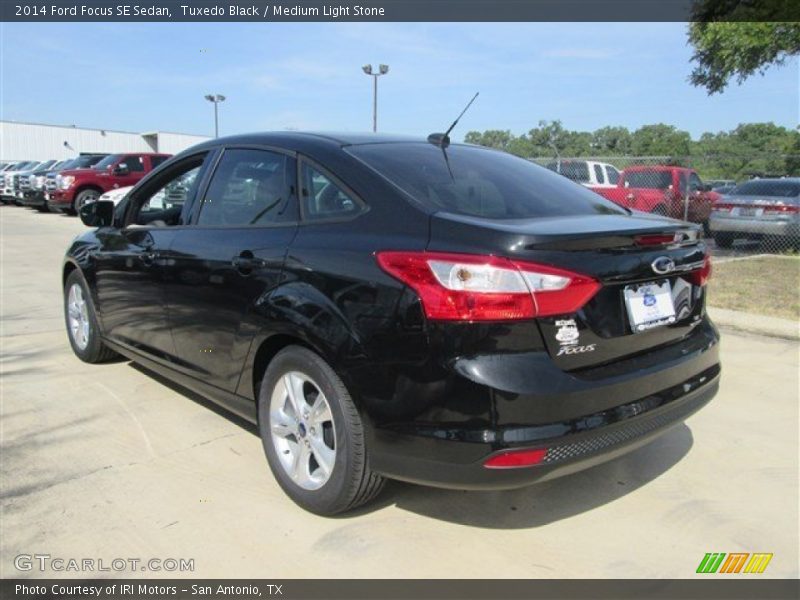 Tuxedo Black / Medium Light Stone 2014 Ford Focus SE Sedan