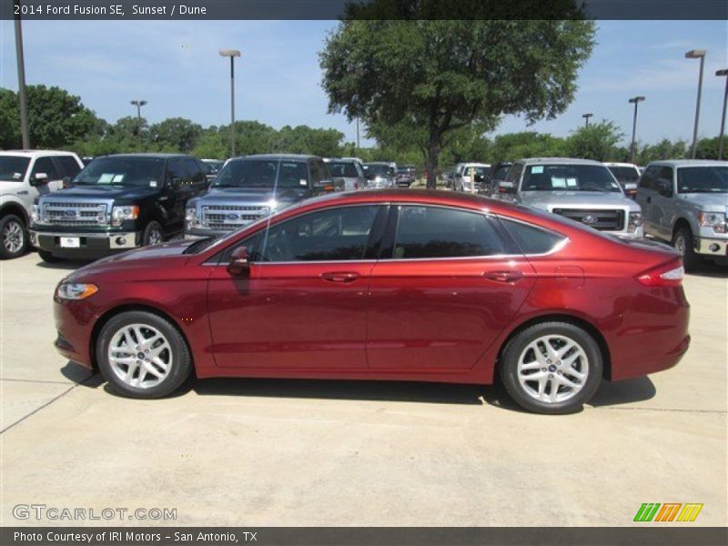  2014 Fusion SE Sunset