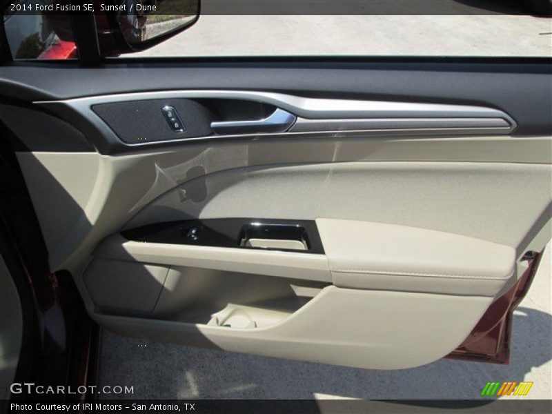 Door Panel of 2014 Fusion SE