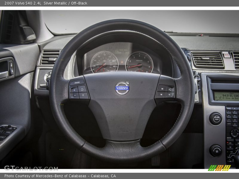  2007 S40 2.4i Steering Wheel