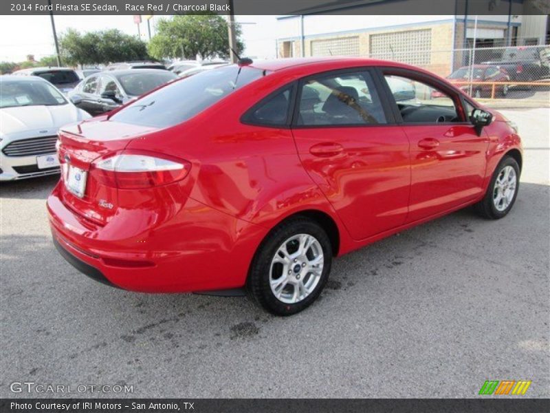 Race Red / Charcoal Black 2014 Ford Fiesta SE Sedan