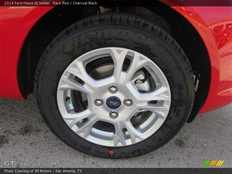 Race Red / Charcoal Black 2014 Ford Fiesta SE Sedan