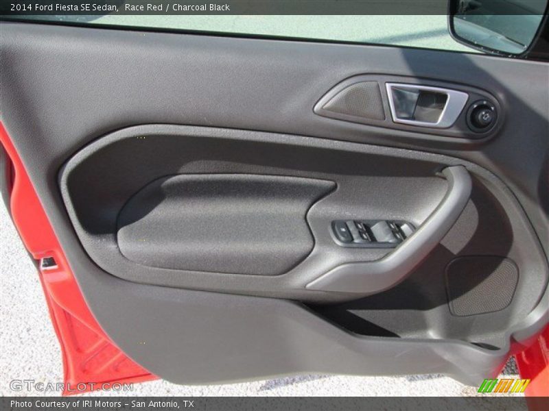 Race Red / Charcoal Black 2014 Ford Fiesta SE Sedan