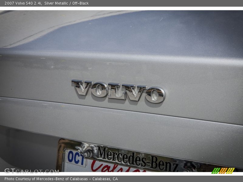 Silver Metallic / Off-Black 2007 Volvo S40 2.4i