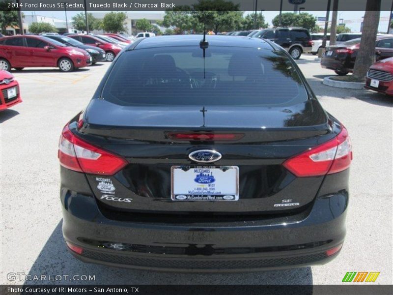 Tuxedo Black / Charcoal Black 2014 Ford Focus SE Sedan