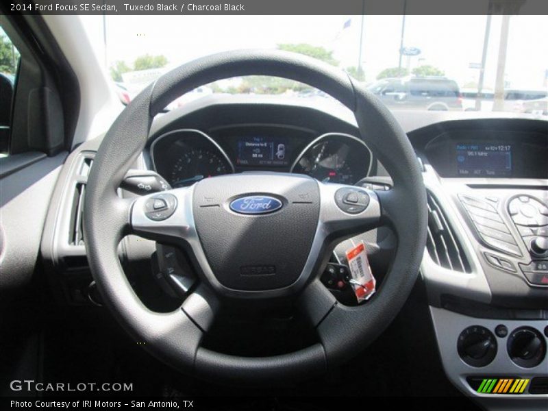 Tuxedo Black / Charcoal Black 2014 Ford Focus SE Sedan