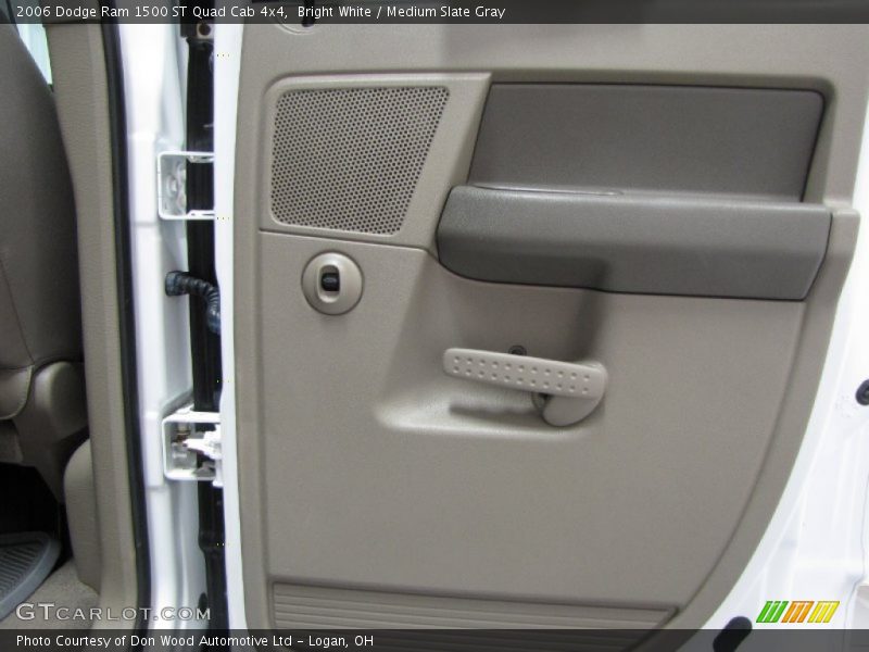 Bright White / Medium Slate Gray 2006 Dodge Ram 1500 ST Quad Cab 4x4