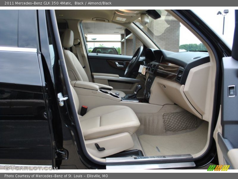 Front Seat of 2011 GLK 350 4Matic