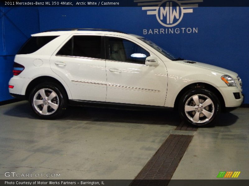 Arctic White / Cashmere 2011 Mercedes-Benz ML 350 4Matic