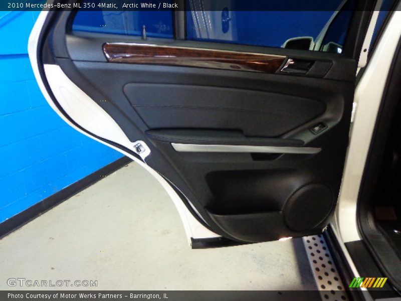 Arctic White / Black 2010 Mercedes-Benz ML 350 4Matic