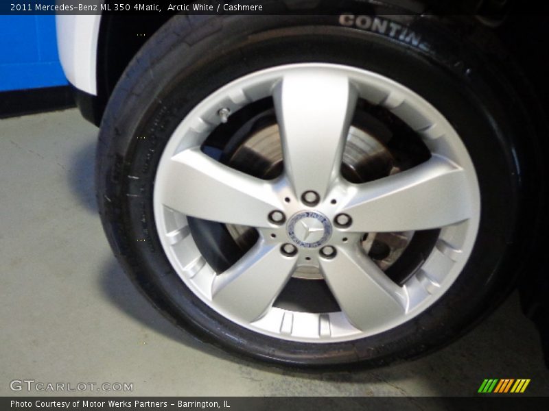 Arctic White / Cashmere 2011 Mercedes-Benz ML 350 4Matic